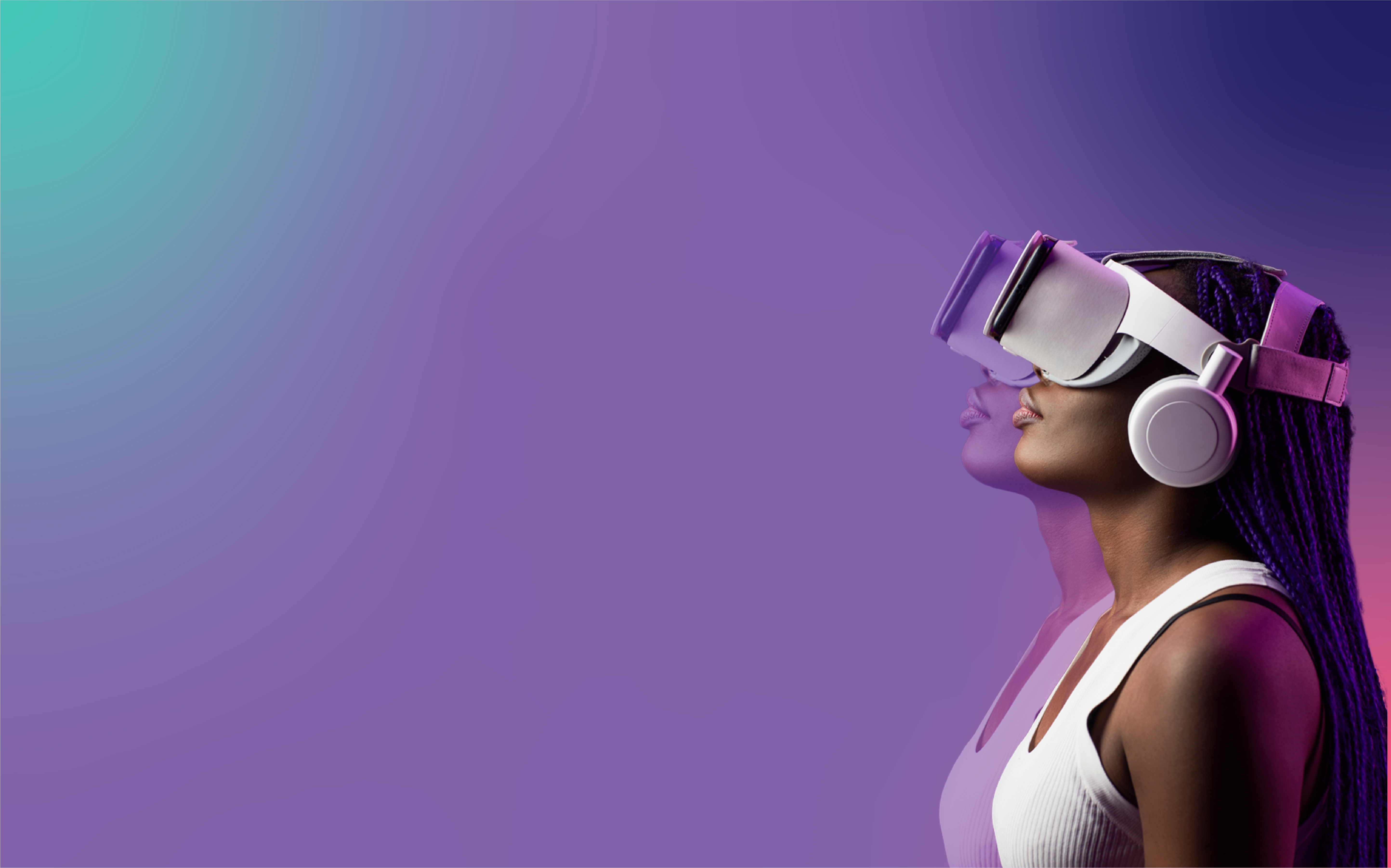 Mujeres usando tecnología para transformar su futuro